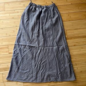 100% linen bias cut skirt size M
